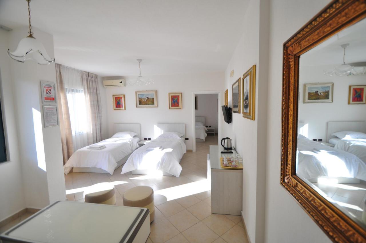 Aparthotel Shkodra Durrës Exteriör bild