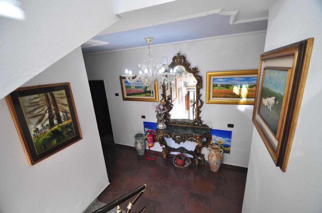 Aparthotel Shkodra Durrës Exteriör bild